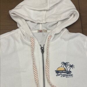 Faherty White Hoodie Sweater